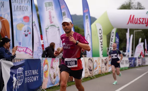 Nie pozostawili złudzeń! W tym roku Bieg Górski na 11 km należał do nich [WIDEO] - 55
